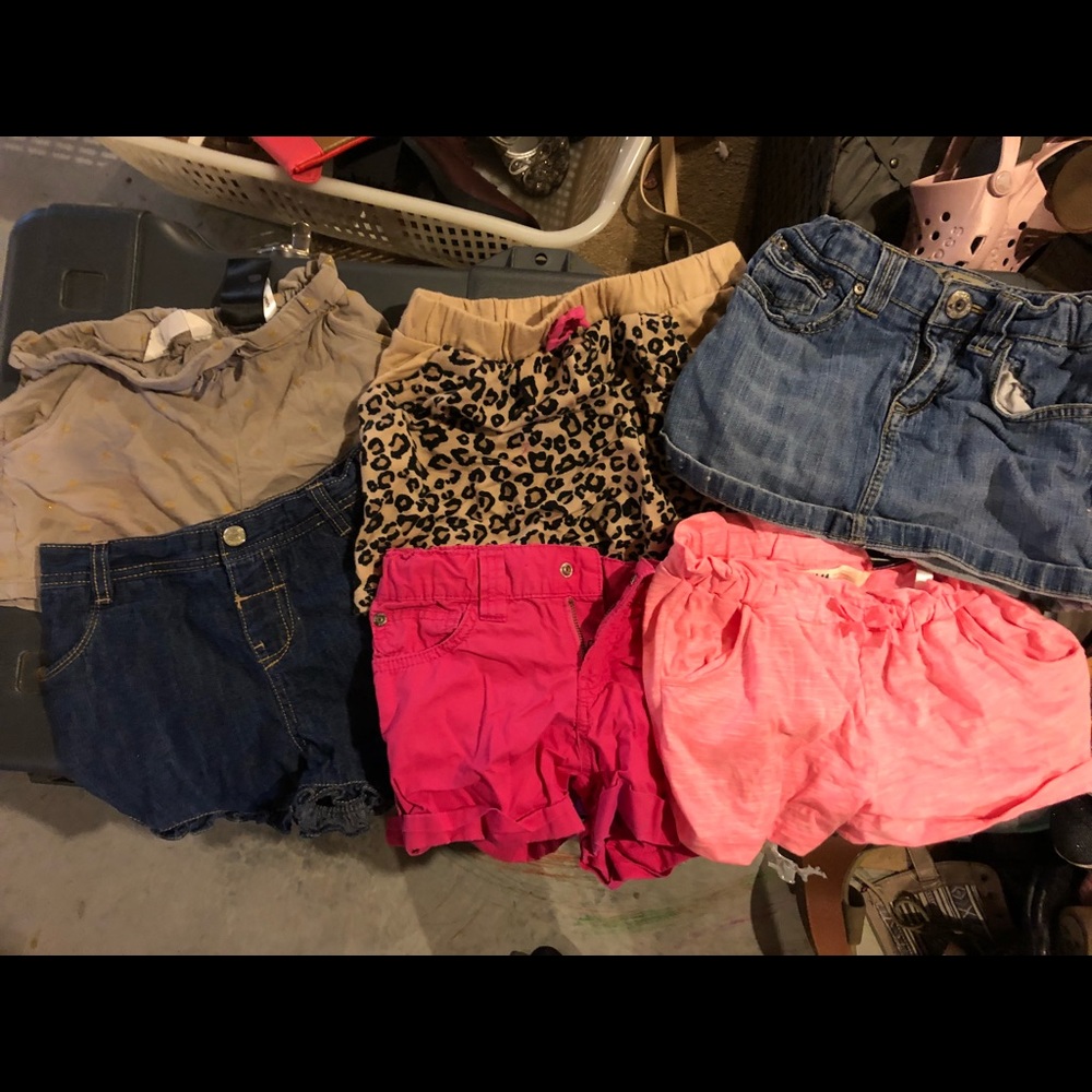Lot of girls shorts size 5-6